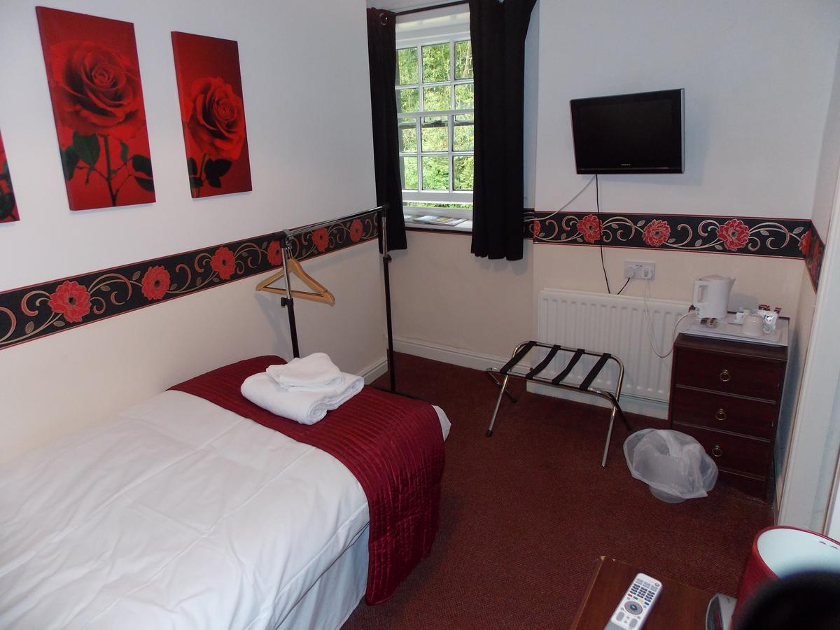 Cross Keys Hotel Canonbie Bagian luar foto