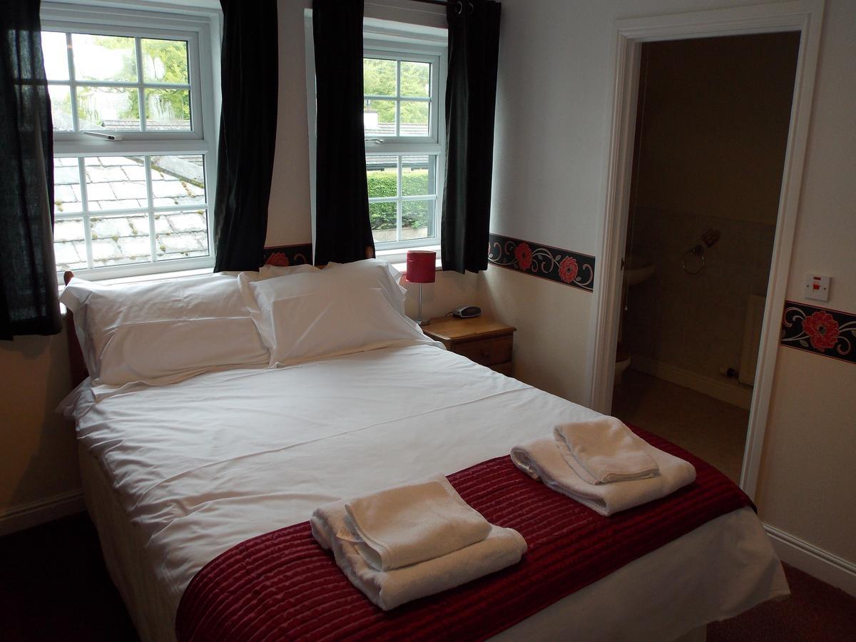 Cross Keys Hotel Canonbie Bagian luar foto